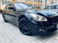 Infiniti M25 Q70 офіційна і доглянута