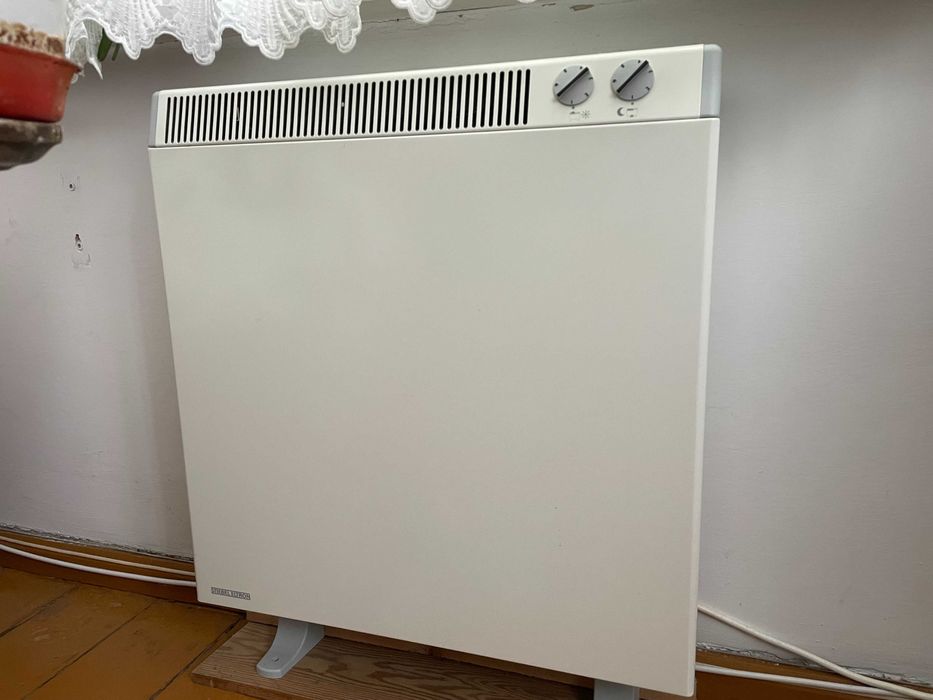 Grzejnik AEG Piec akumulacyjny elektryczny