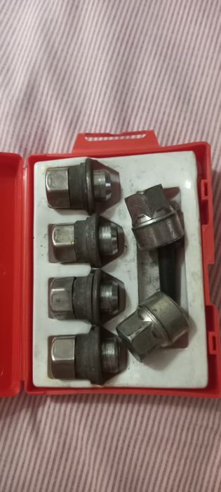 Porcas de segurança