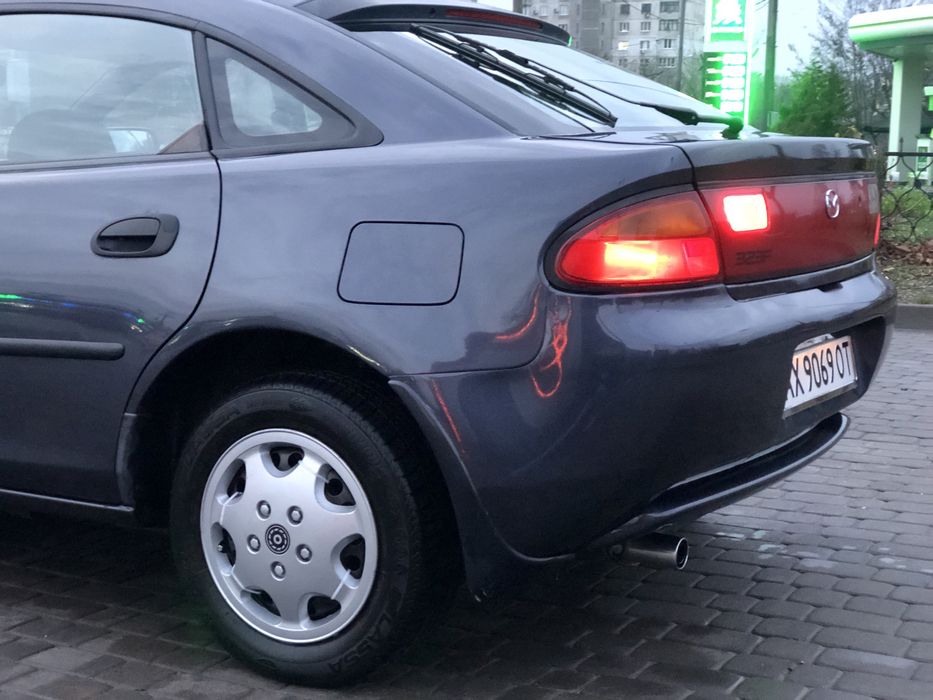 Mazda 323F BA 1998