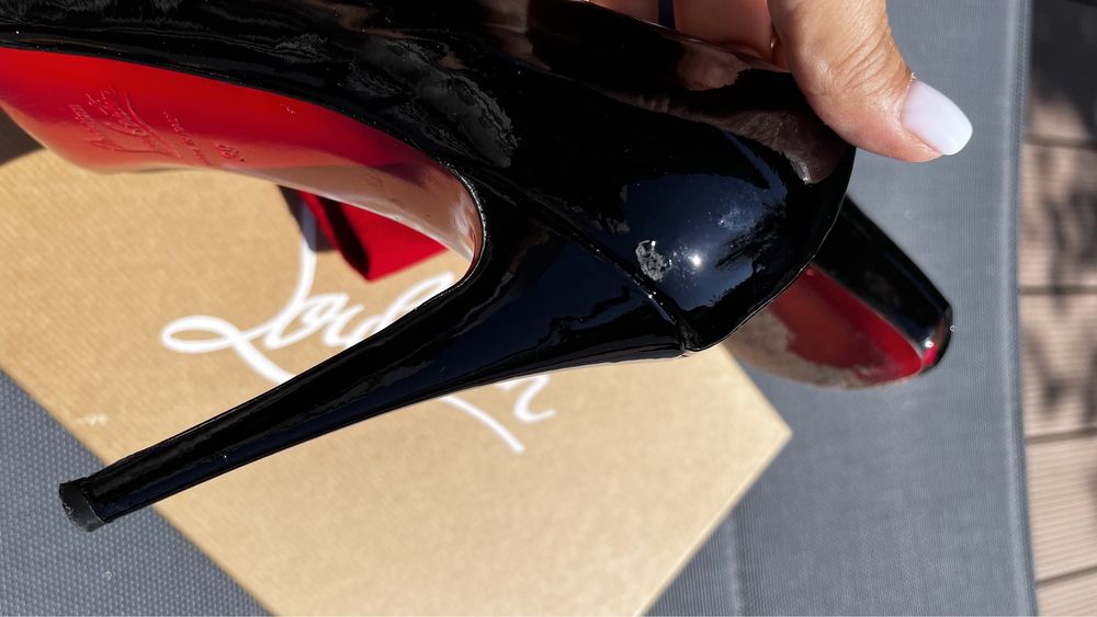 Christian Louboutin r. 39 38 Mini bout peep-toe