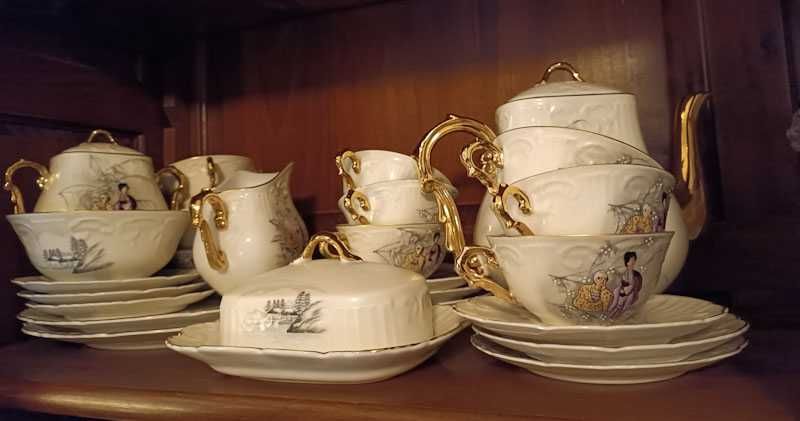 Serviço de chá em porcelana da Vista Alegre