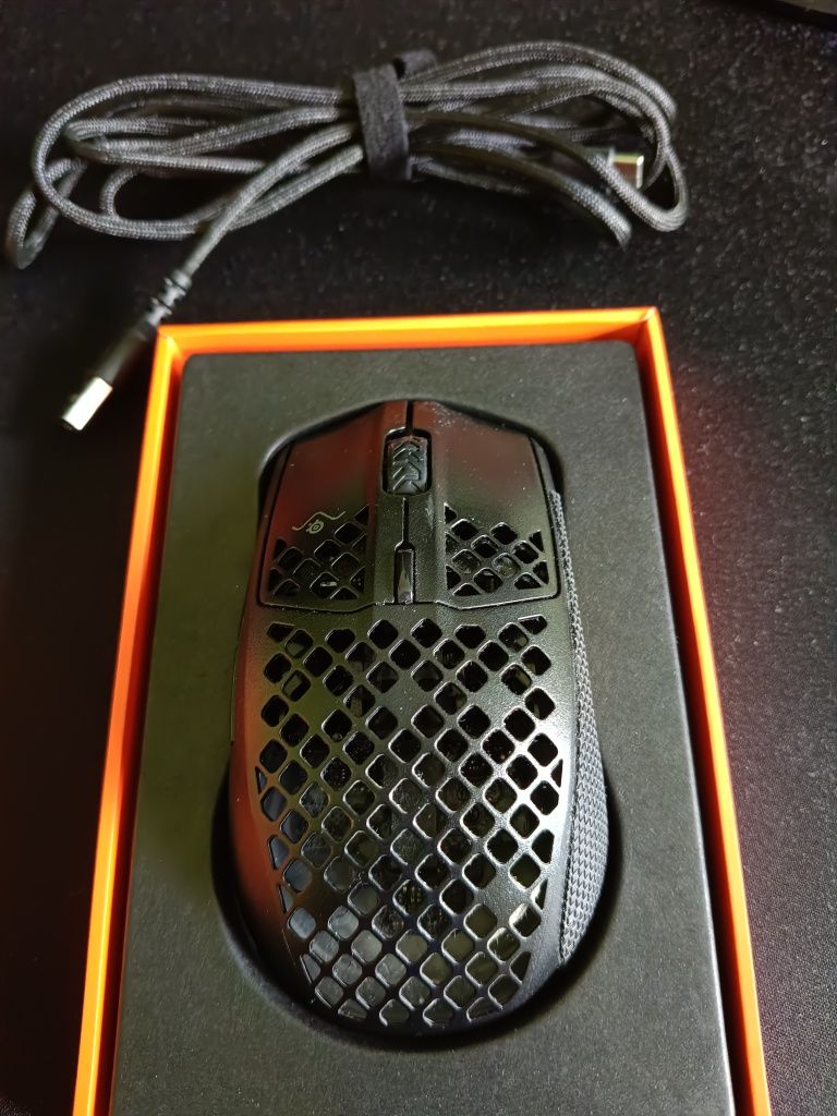 Myszka steelseries Aerox 3