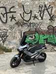 Honda Xadv 750.