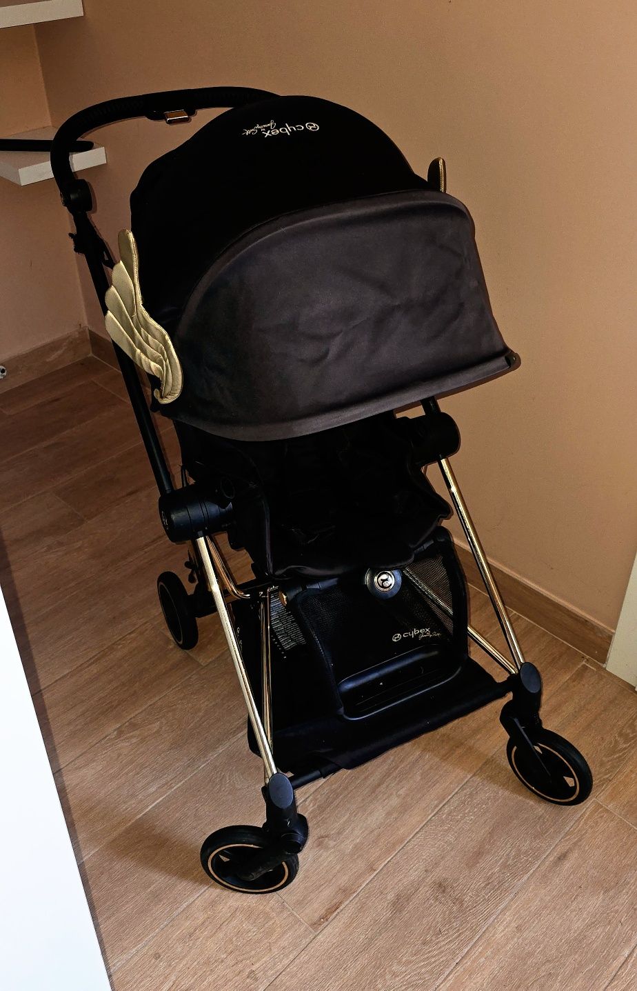 Cybex Mios Wings by Jeremy Scott – wózek spacerowy