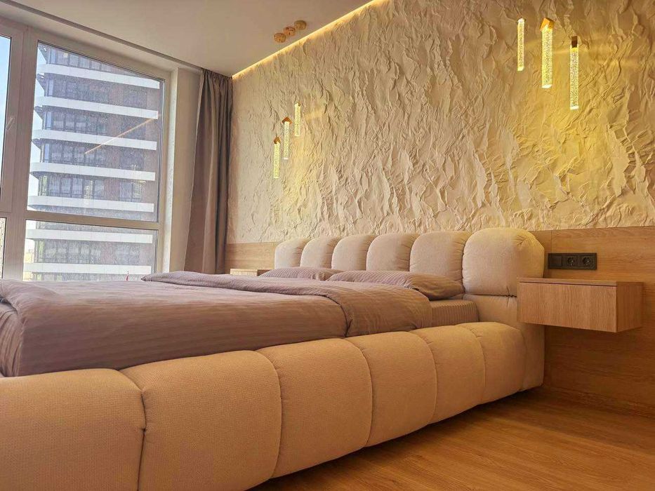 Видова на Дніпро,  ЖК GREAT, Генератор