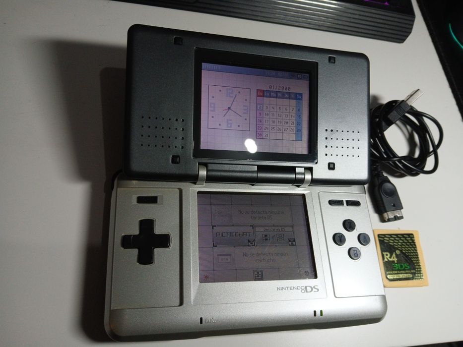 Nintendo DS Classica c/ muitos jogos