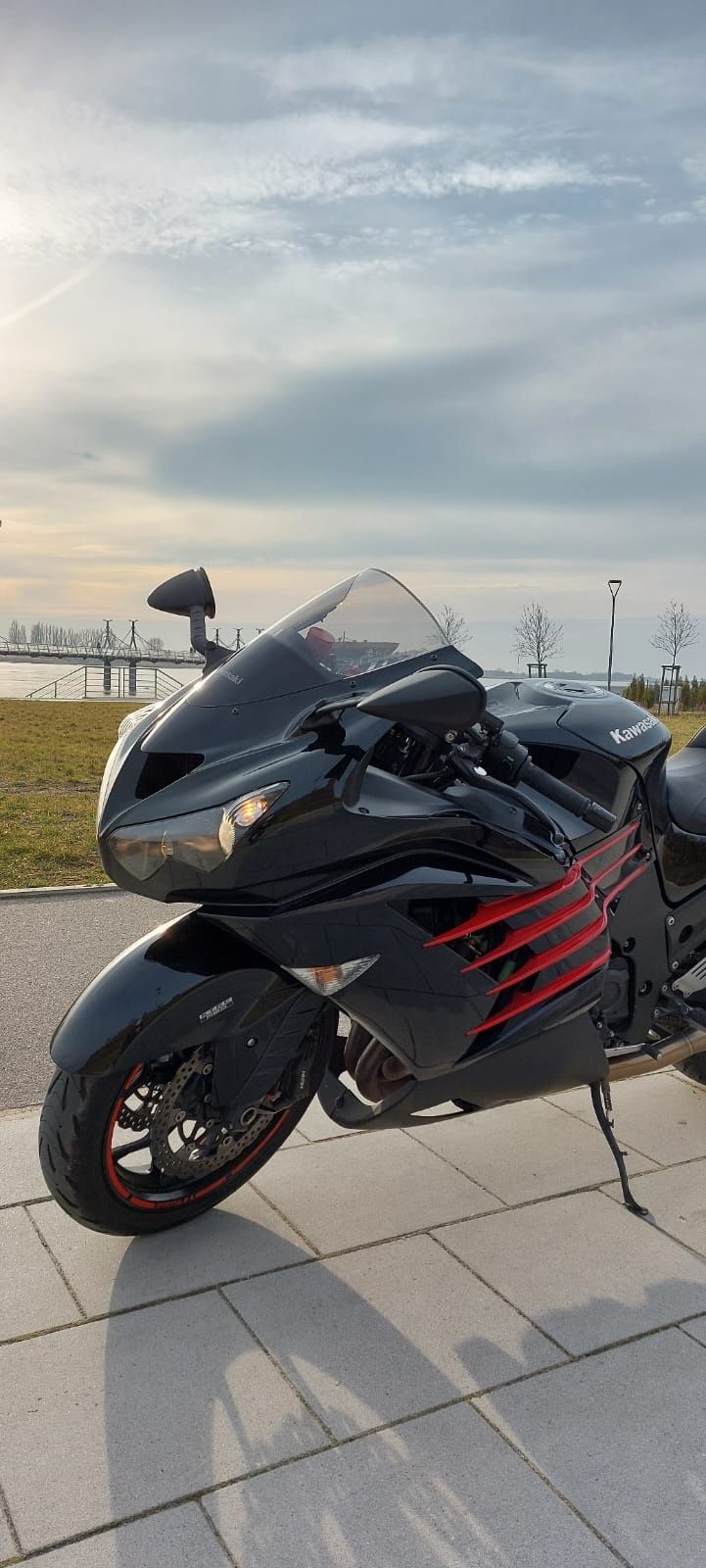 Kawasaki zzr 1400 , zx14 2016r. 200 KM , akrapovič , 25tyś przebiegu