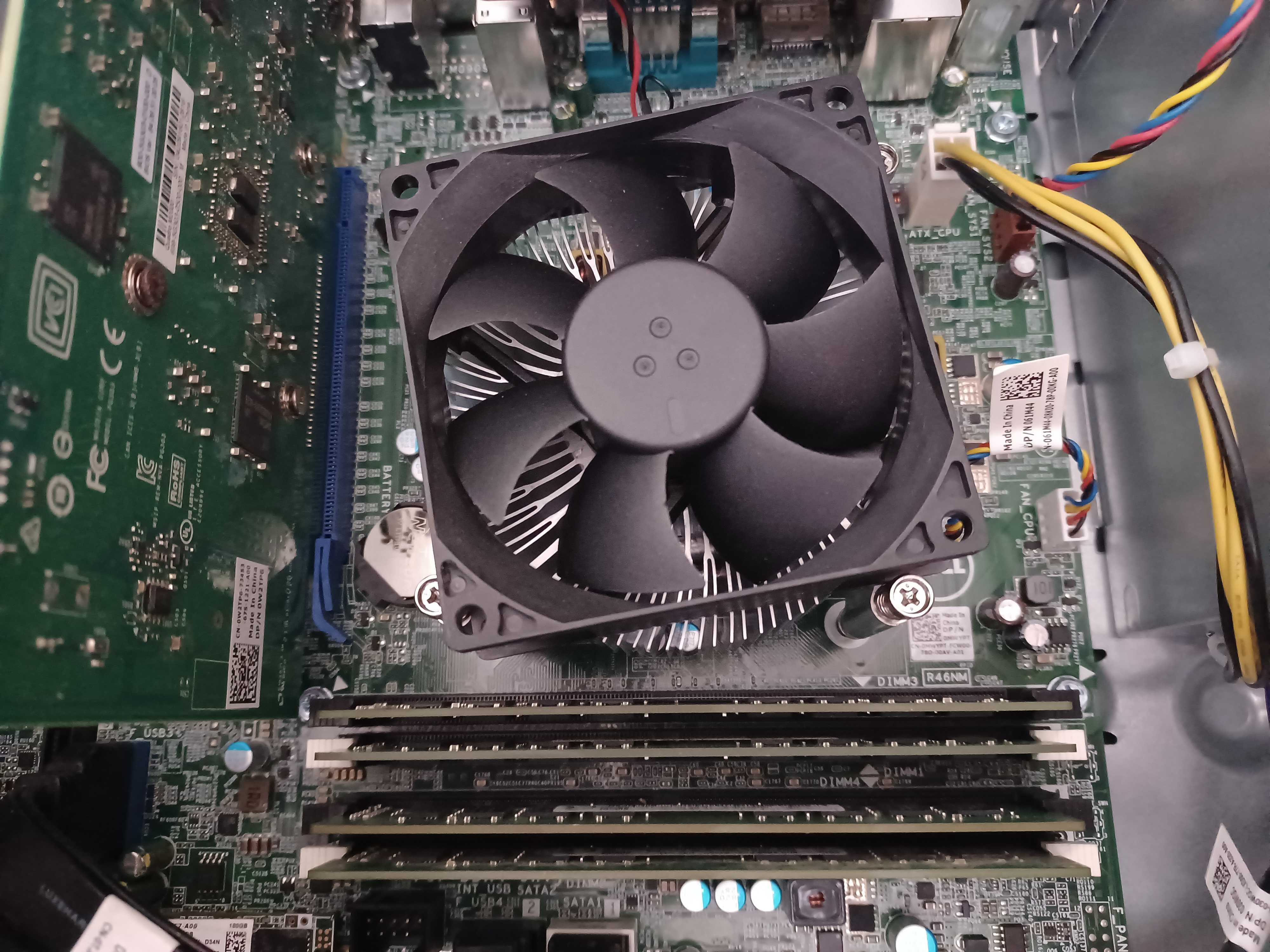 Komputer Dell Precision 3620 Xoen E3-1270v5 32 GB DDR4 Quadro M2000