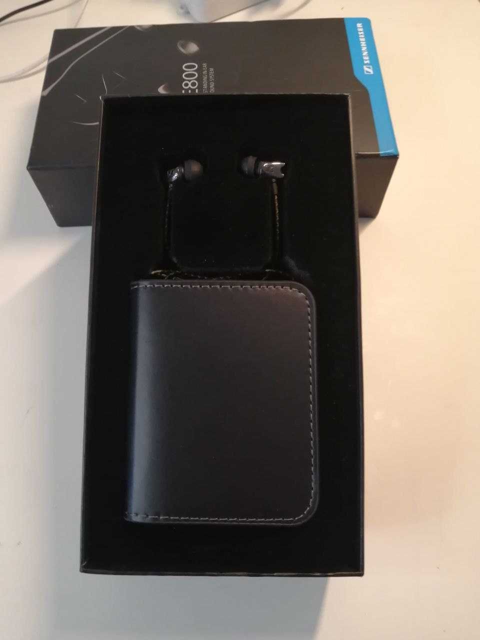 Навушники Sennheiser IE 800 преміум класу.