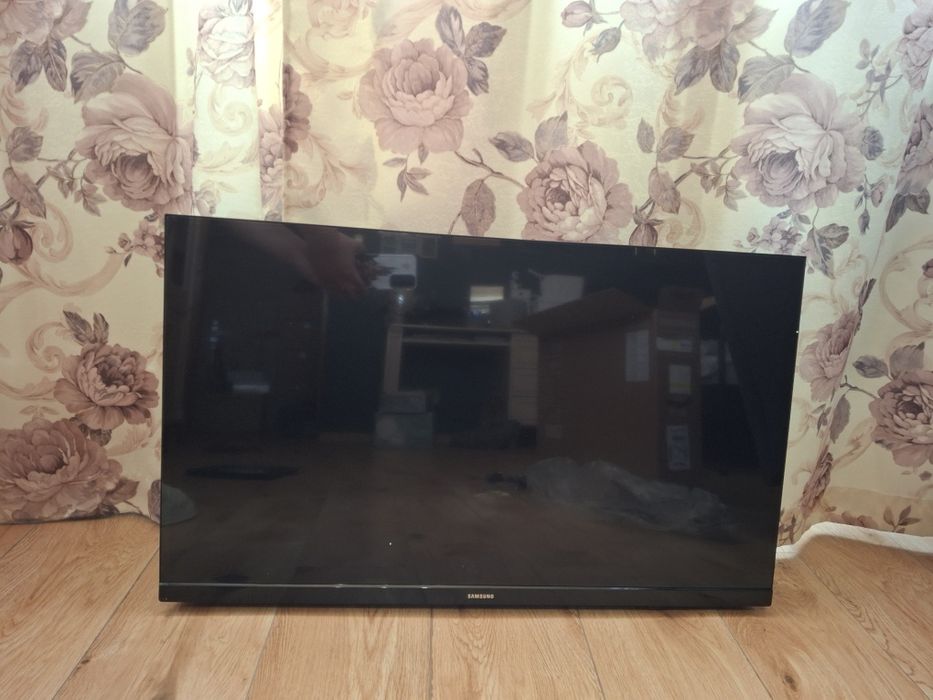 Samsung HD TV 32 cale