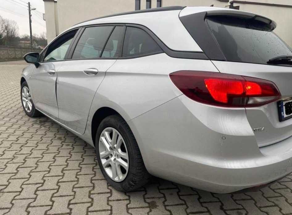 Opel Astra K 2017R Możliwa zamiana