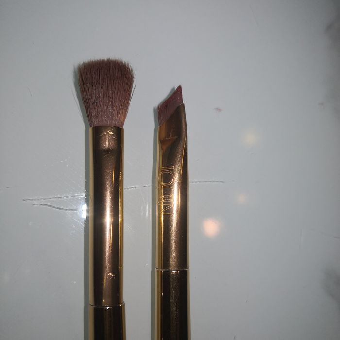 Niuqi pedzel do cieni puchaty i do korektora skośny do kresek eyeliner