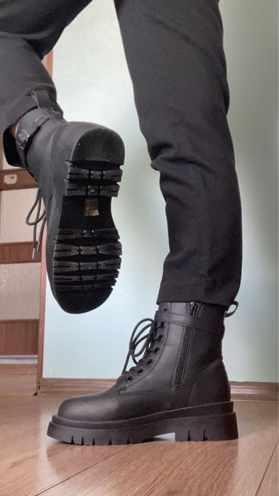 Czarne botki rozmiar 39