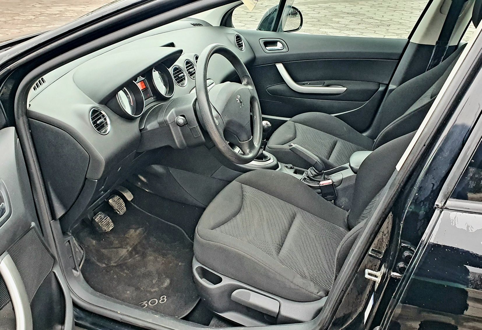 Peugeot 308 1.6 Benzyna Klima Mały Przebieg z Niemiec