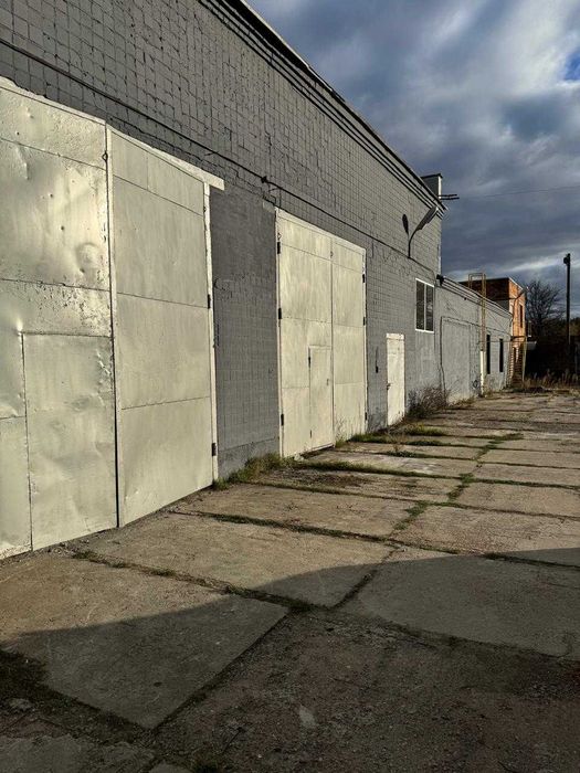 Від власника виробничо-складські припіщення