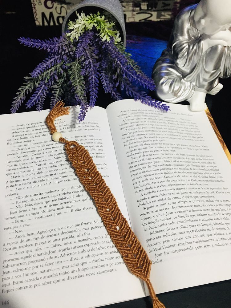 Marcadores de pagina em macrame