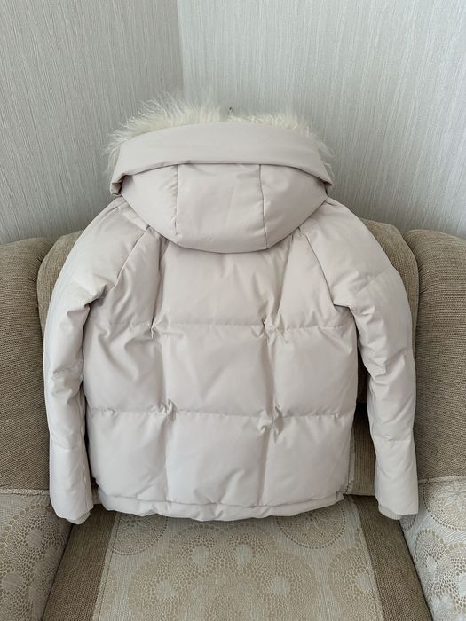 Куртка з капюшоном з натурального хутра (лама)