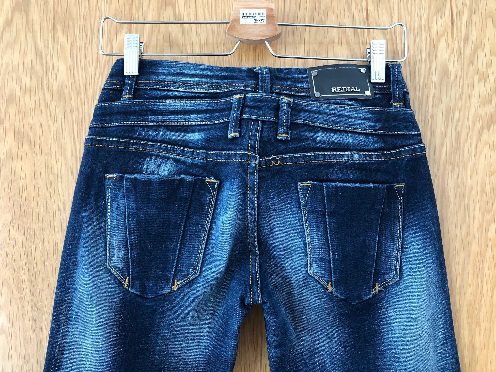 Jeans azul escuro cinta média - tamanho S (36)