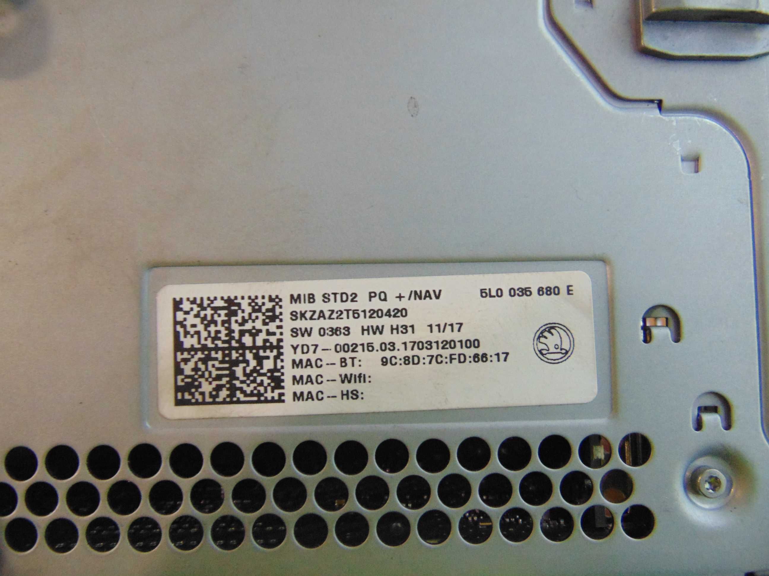 radio nawigacja MIB STD2 PQ skoda  oryginał stan bdb 5l0_035_680_E