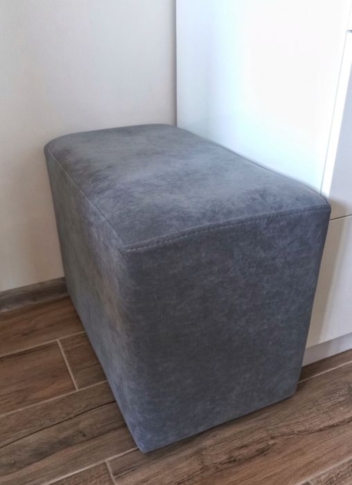 Пуф темно-сірого кольору