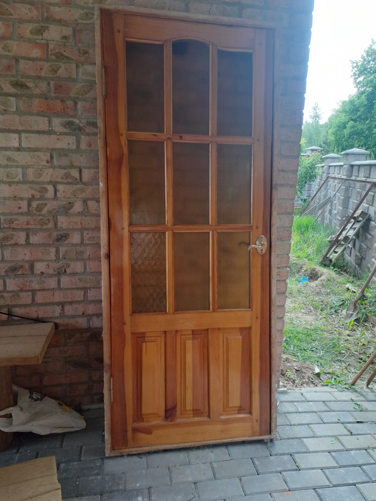 Двері міжкімнатні дерев'яні з коробками 2 шт
