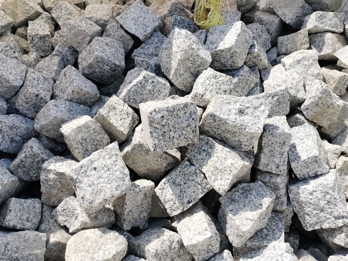 Granit kostka palisada cegielka granitowa obrzeże kamień murowy