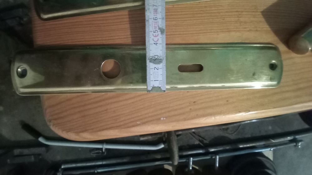 Klamki mosiężne z szyldami