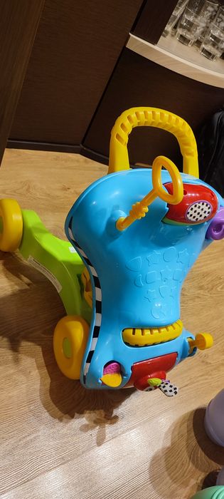 Chodzik pchacz samochodzik nauka chodzenia