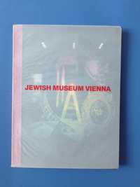 Продам книгу Єврейський музей у Відні - 400 грн.