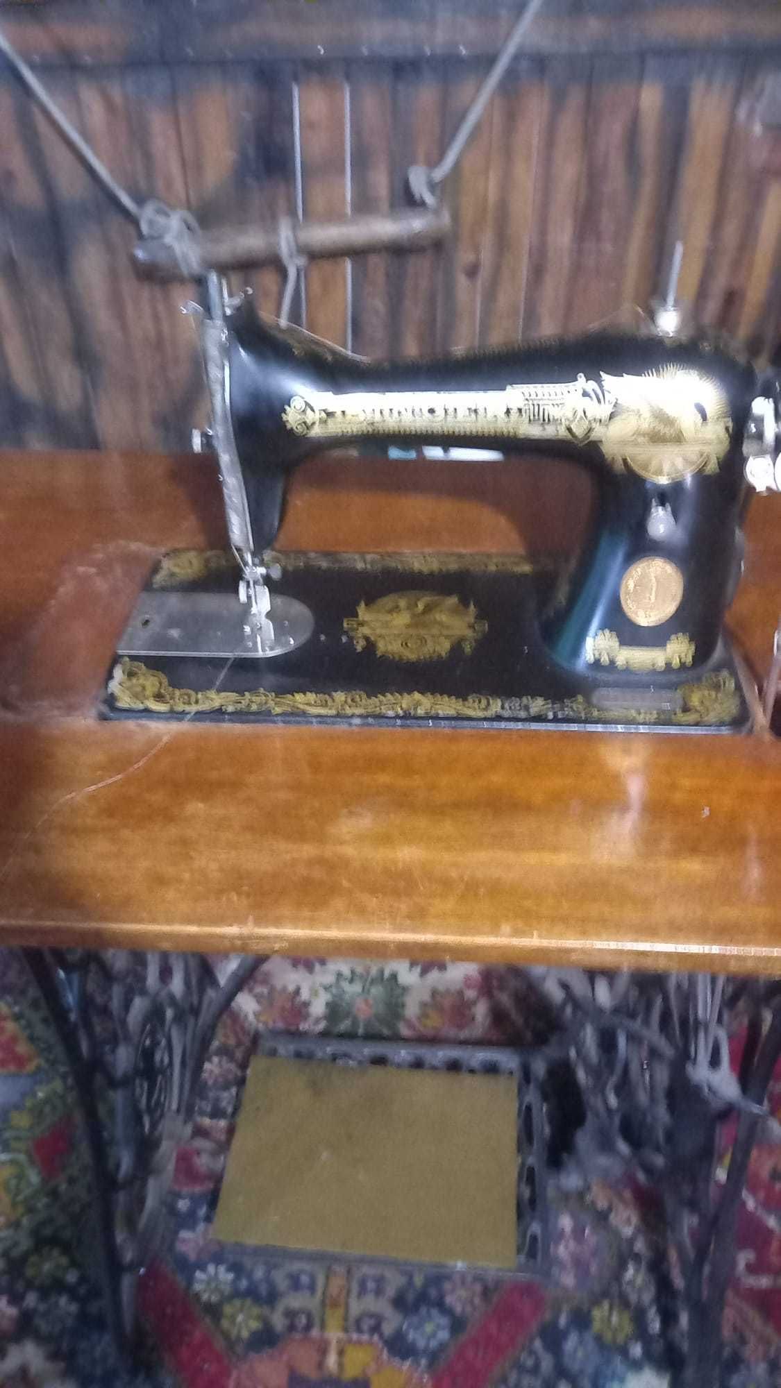 Maquina de costura singer n°15 com base de madeira maciça