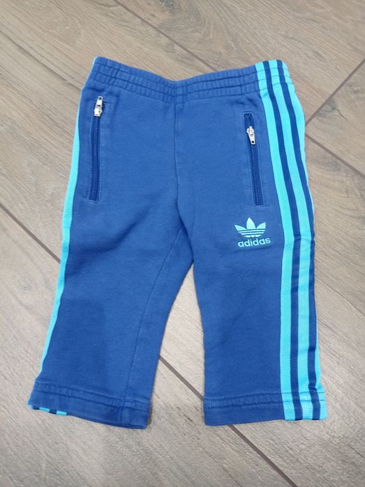 Sprzedam dres ADIDAS 6mscy.