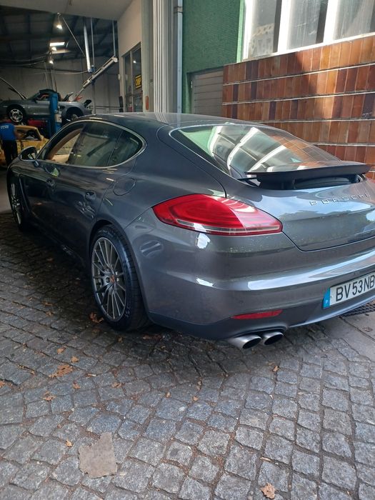 Porsche Panamera S e-hybrid plug in c/ novo c/ garantia
