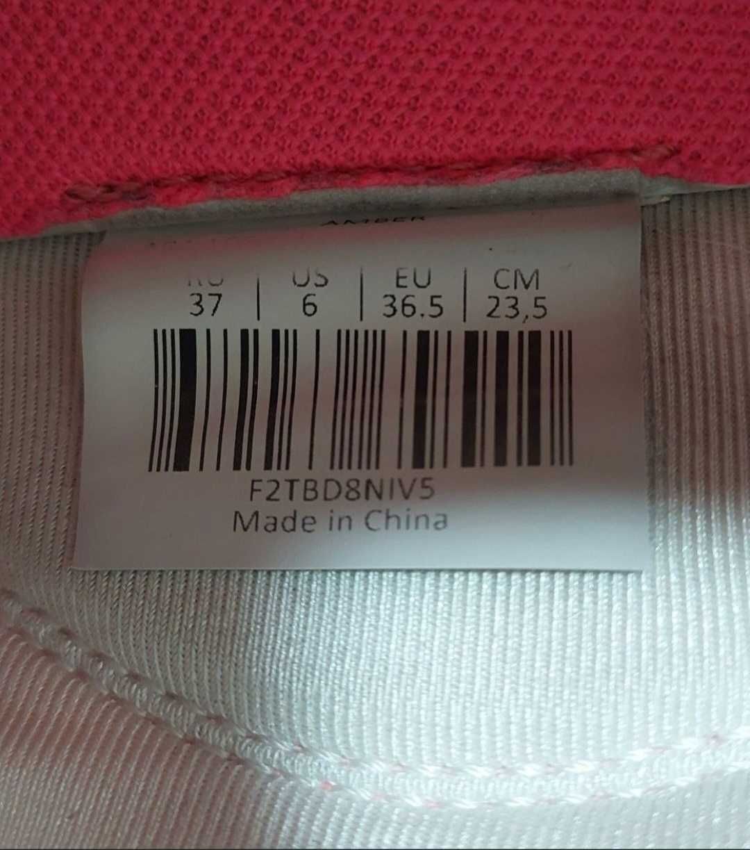 Женские кроссовки Fila размер 37
