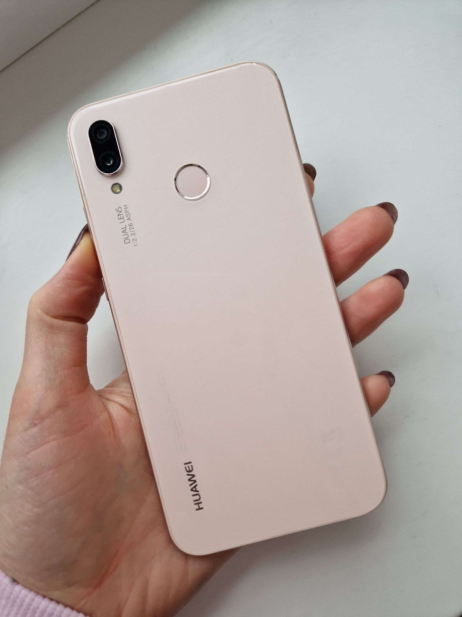 Смартфон Huawei p20 lite 4/64Gb Pink