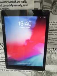 Apple A1475 iPad Air Wi-Fi 4G 16GB Space Gray .9.7" Планшет. Гарантия.