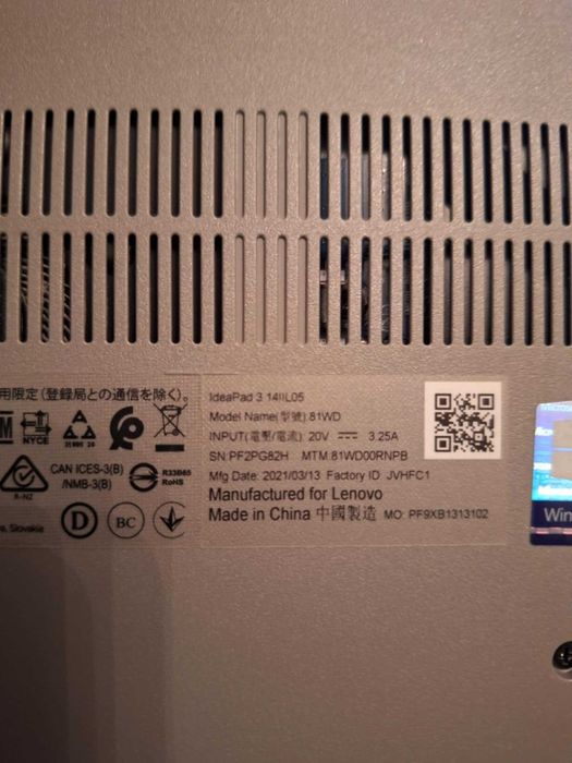 Laptop Lenovo Ideapad Intel i3, srebrny, grafika NVIDIA, super stan