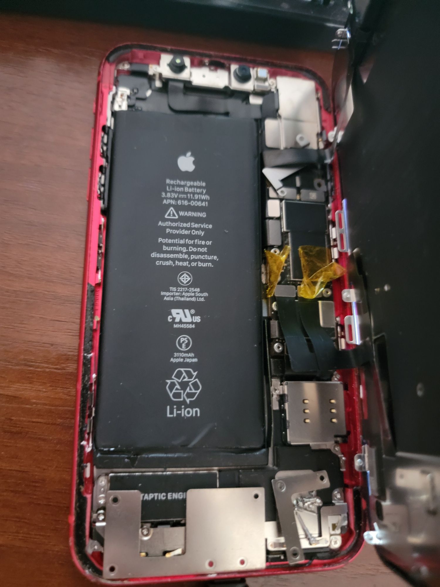 Iphone 11 .64 gb Red