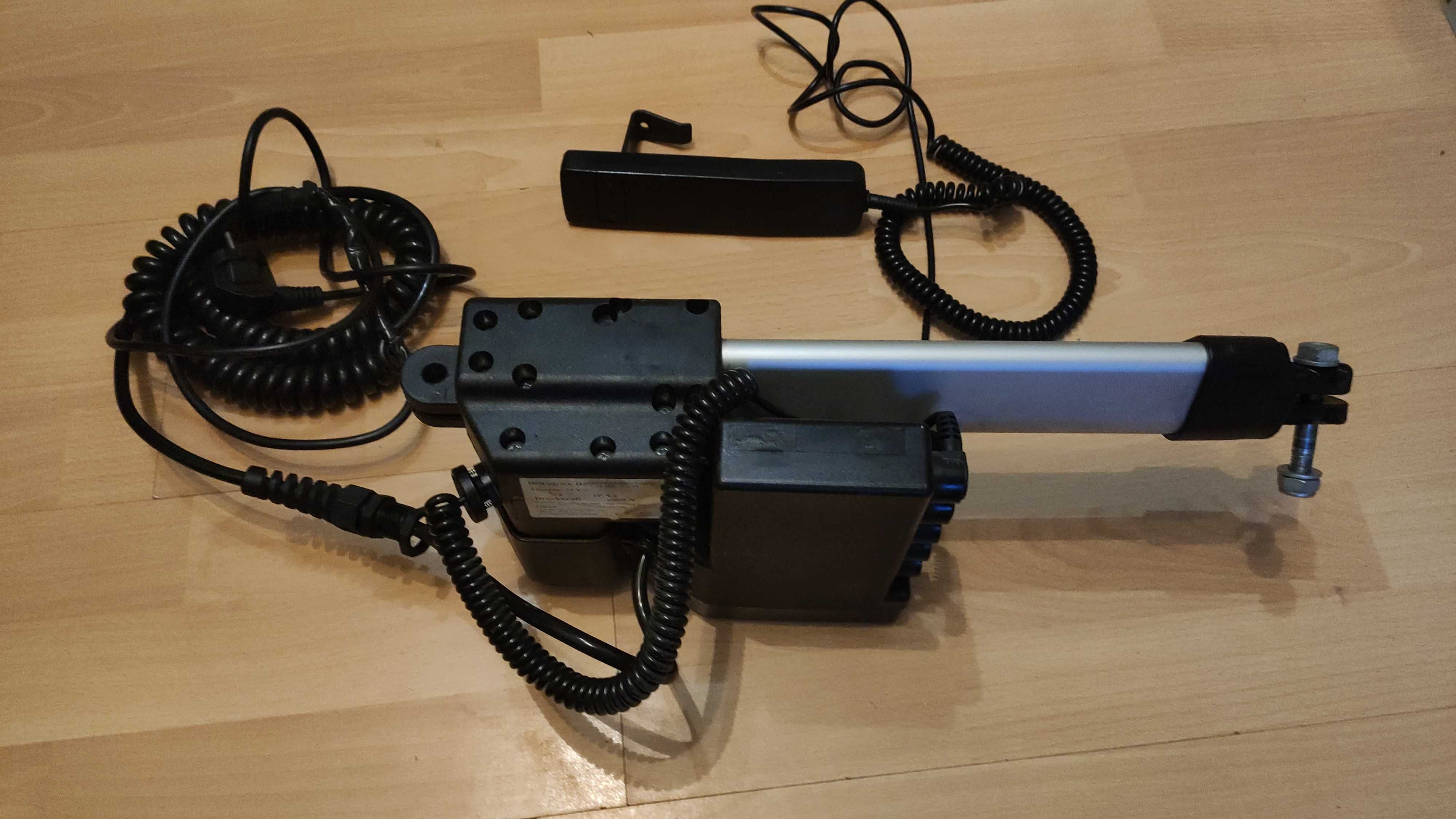 Siłownik elektryczny 6000N