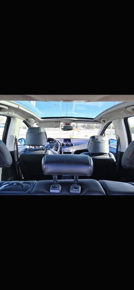 Peugeot 308 1.6 HDI bem estimado