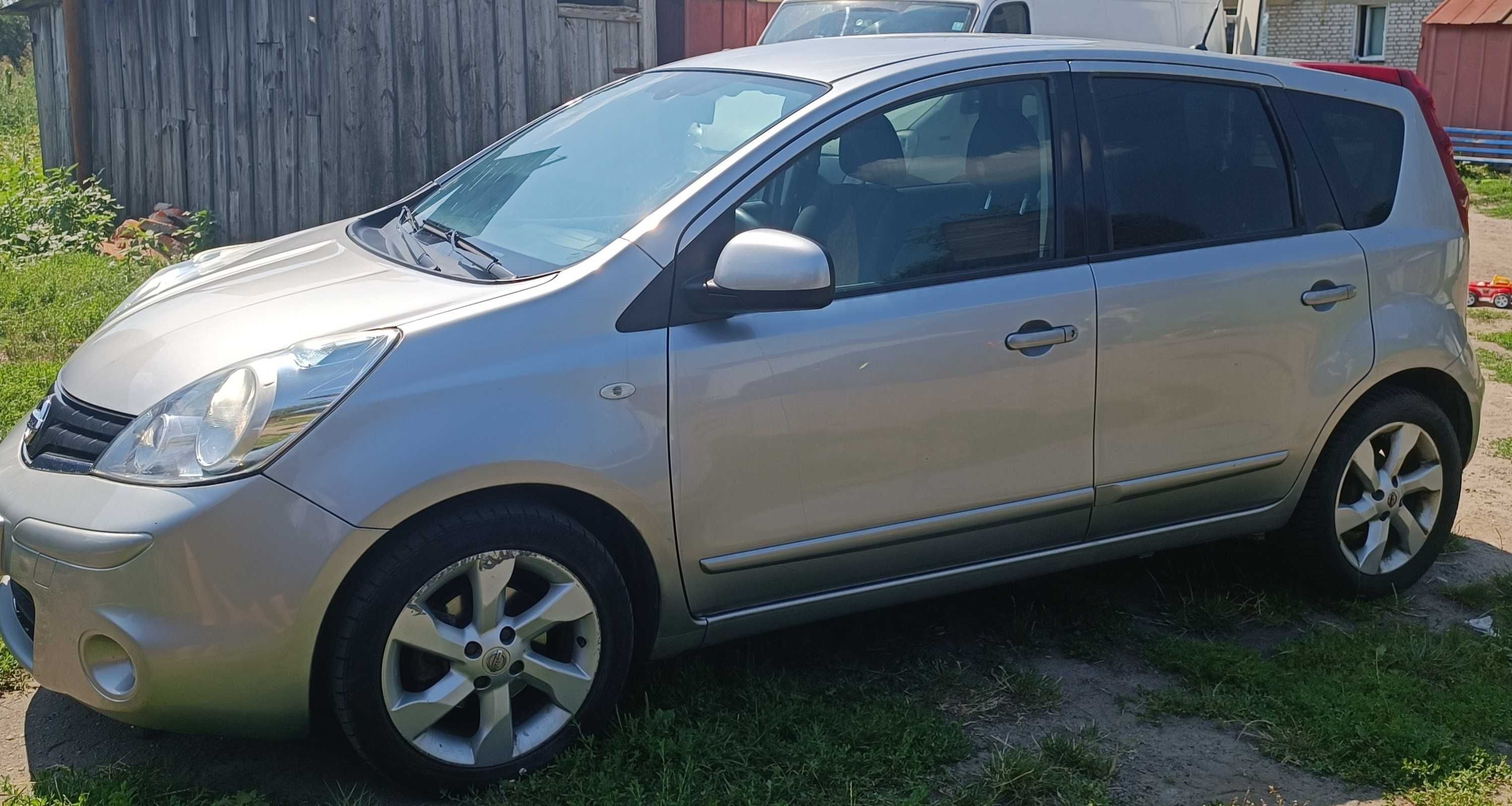 Nissan Note 2012