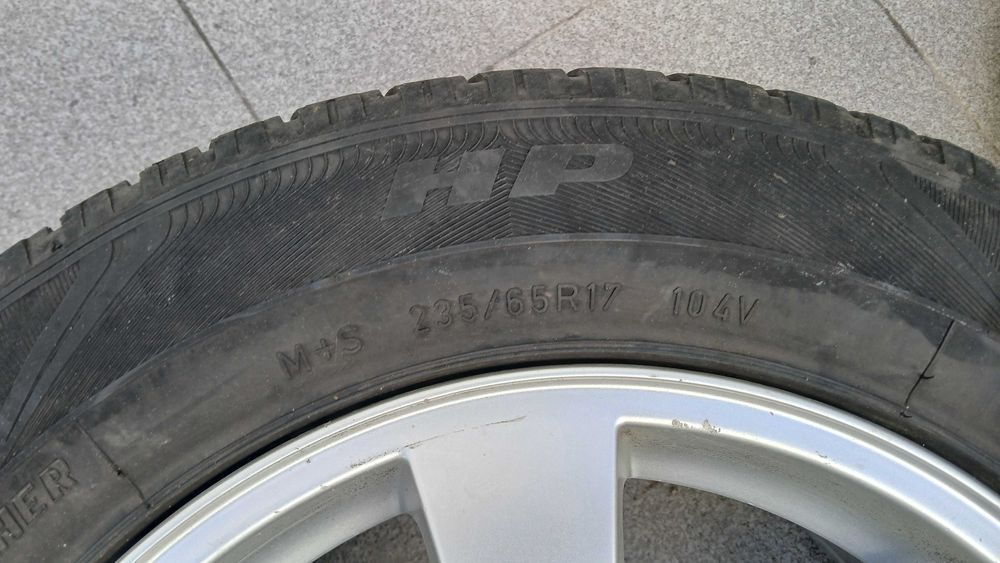 Jantes originais volvo xc 60 dezembro 2010 com pneus e tampa central