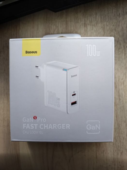 Сетевое зарядное устройство Baseus GaN5 Pro Fast Charger C+U 100W