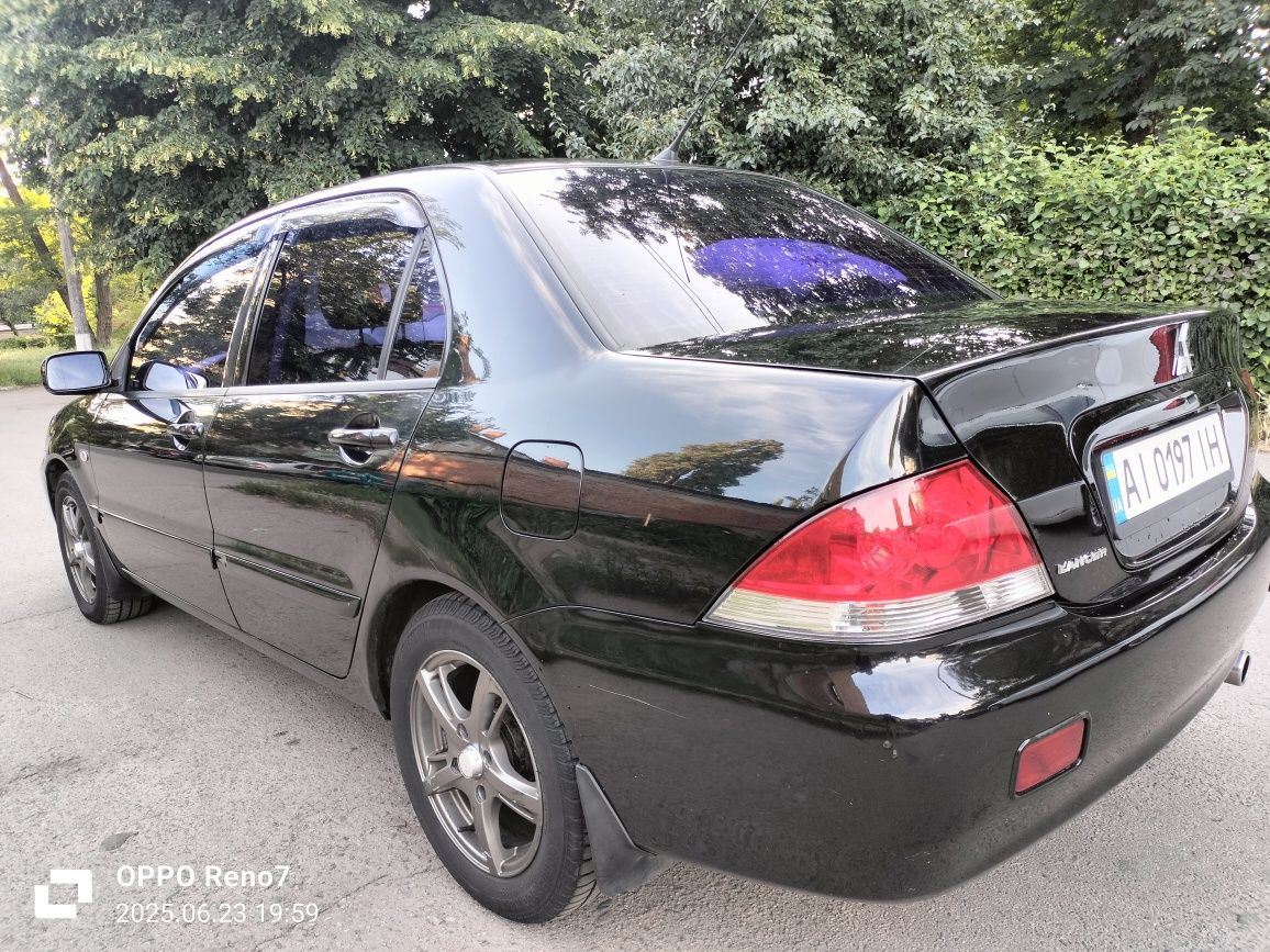 Mitsubishi lancer 9