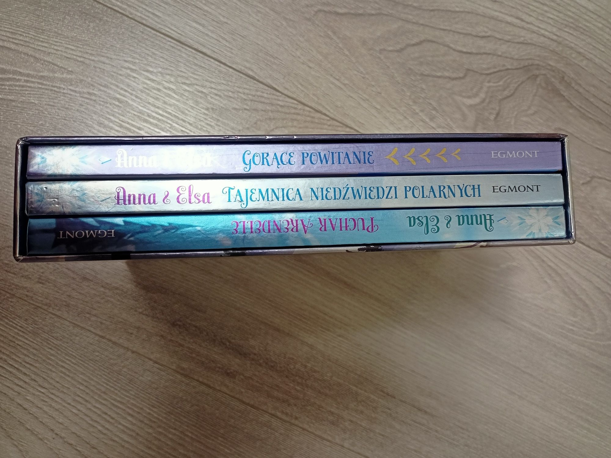 Anna i Elsa trzy powieści