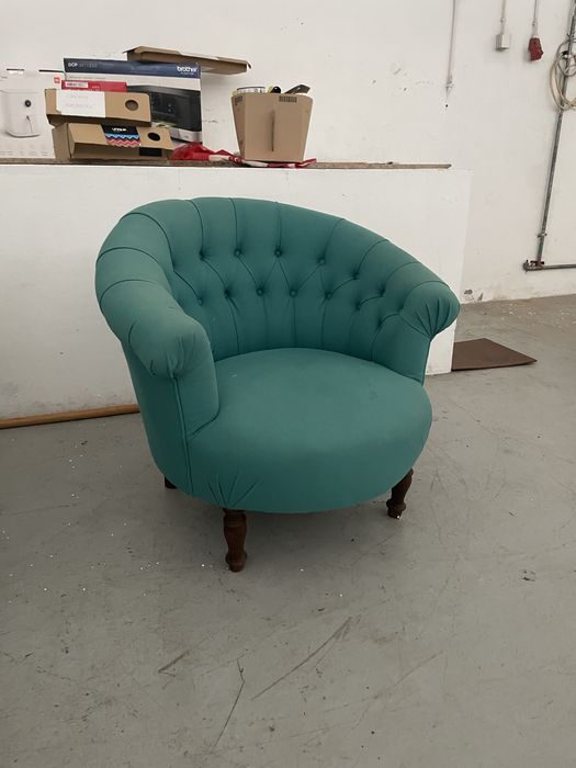 Cadeirão tipo “Senhorinha”