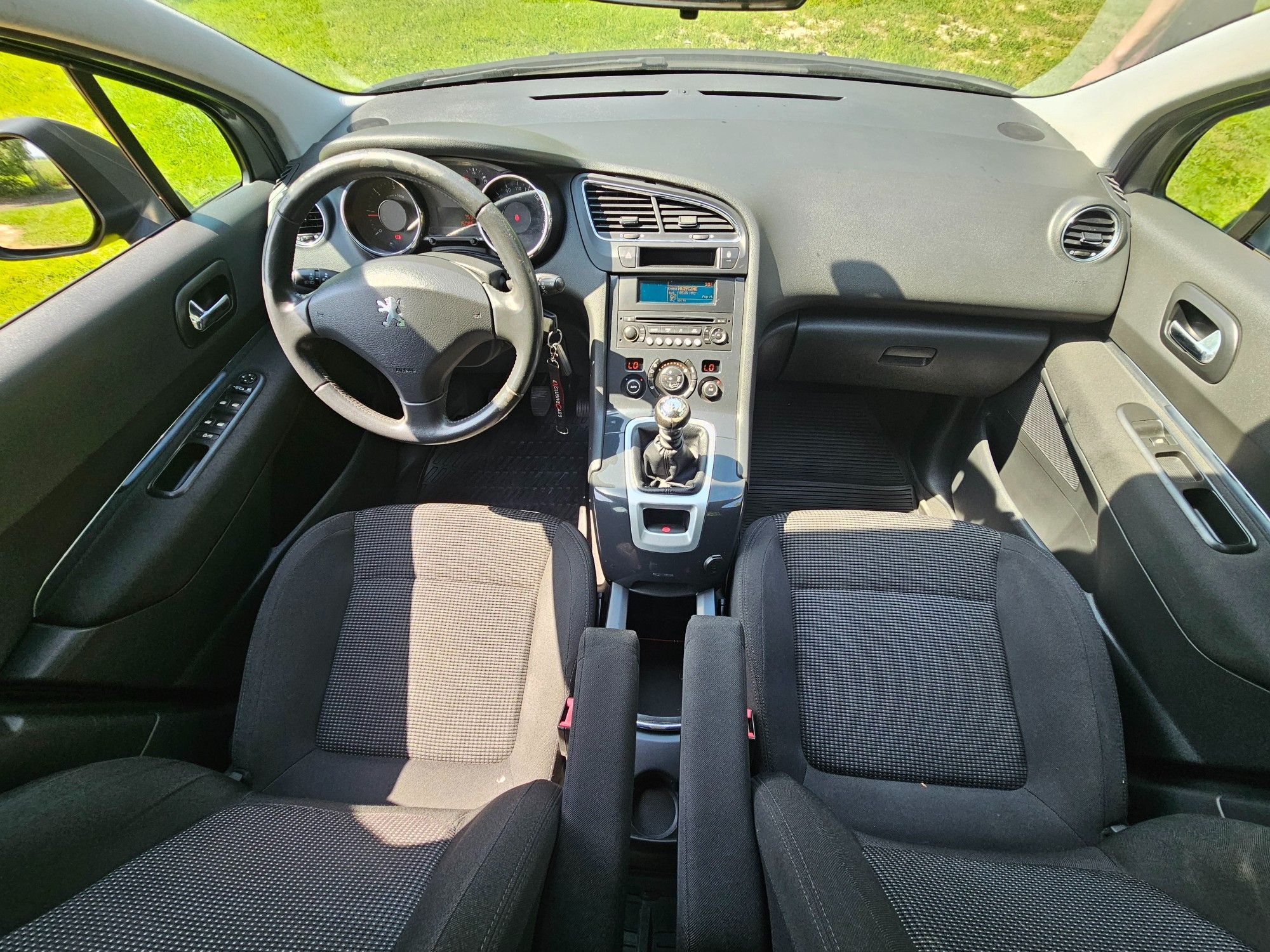Panel sterowania klimatyzacją z Peugeota 5008