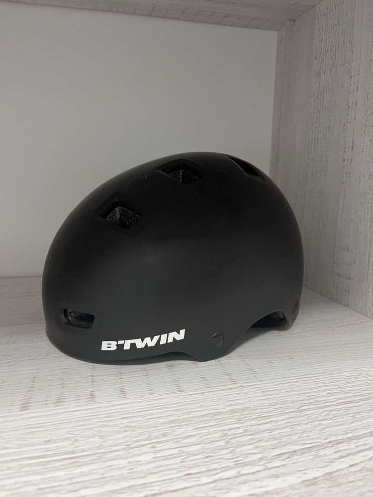 Kask bitwin czarny