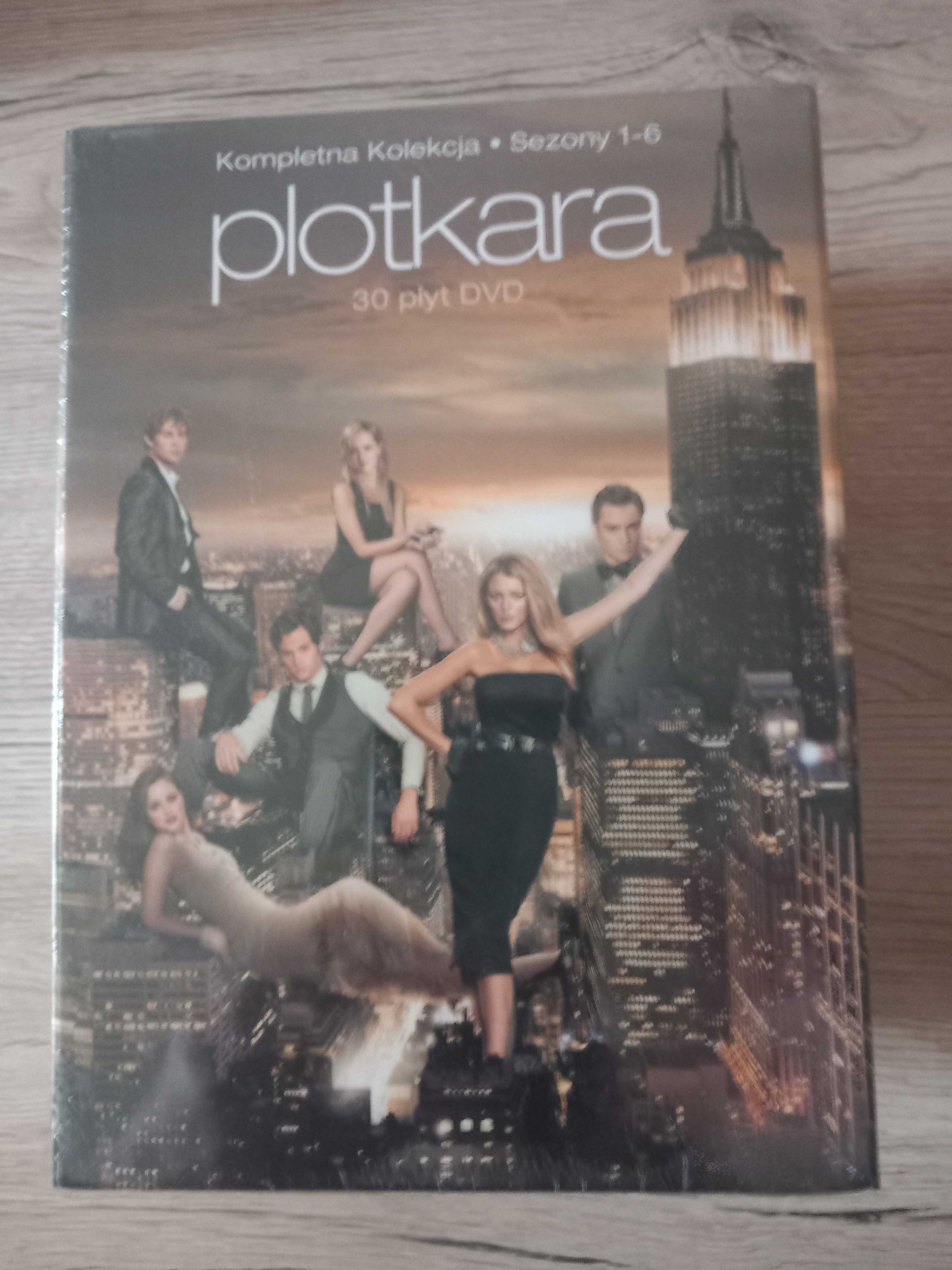 Plotkara. Sezony 1-6, 30 DVD Various Directors/folia