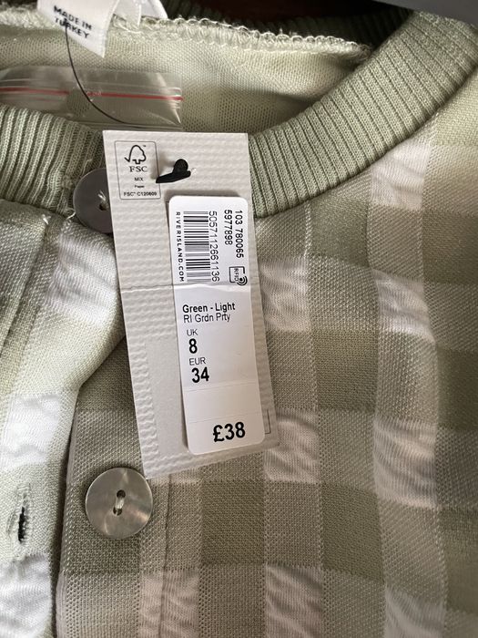 Kardigon River Island